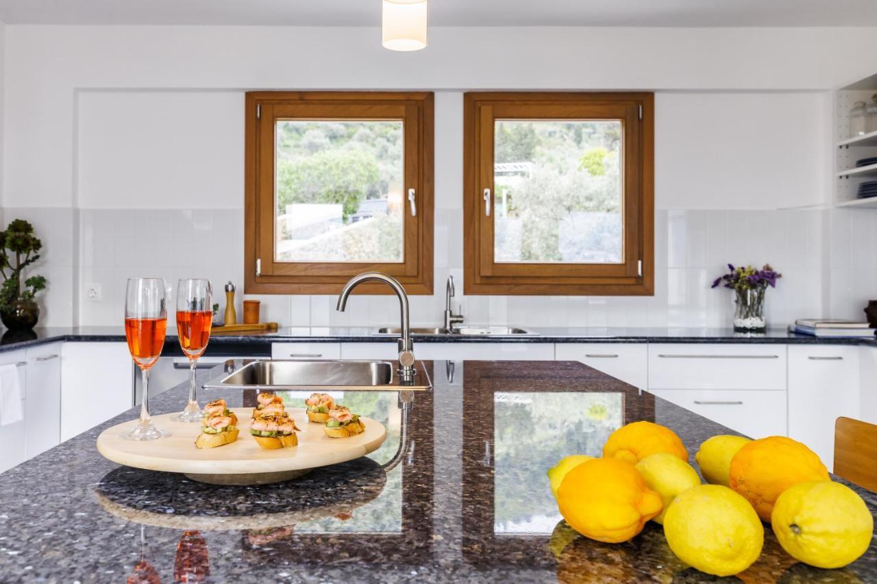 Sunshine Pool Villa Bandar Skopelos Luaran gambar